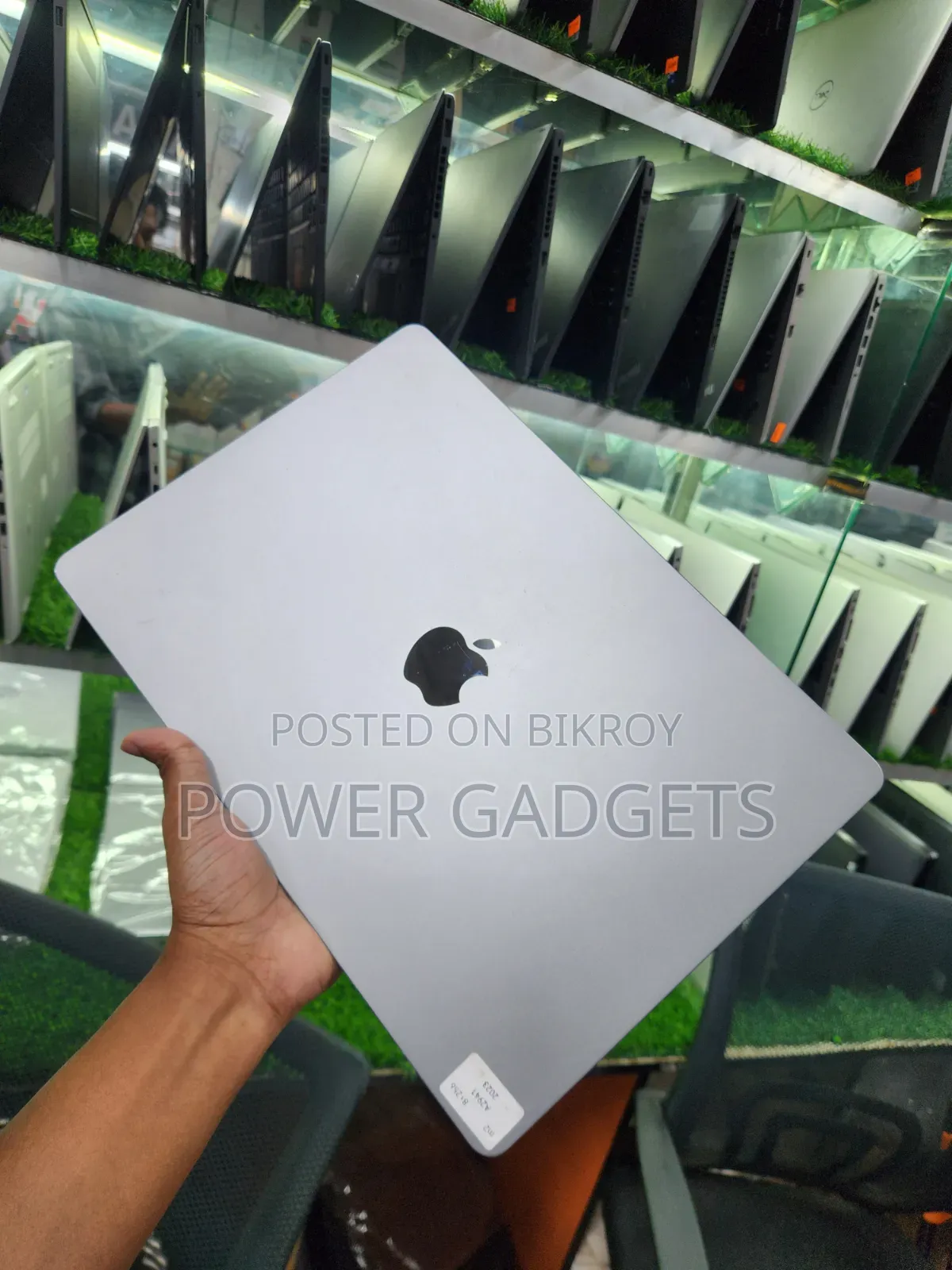 Laptop Apple MacBook Air 2022 M2 8GB Apple M2 SSD 256GB