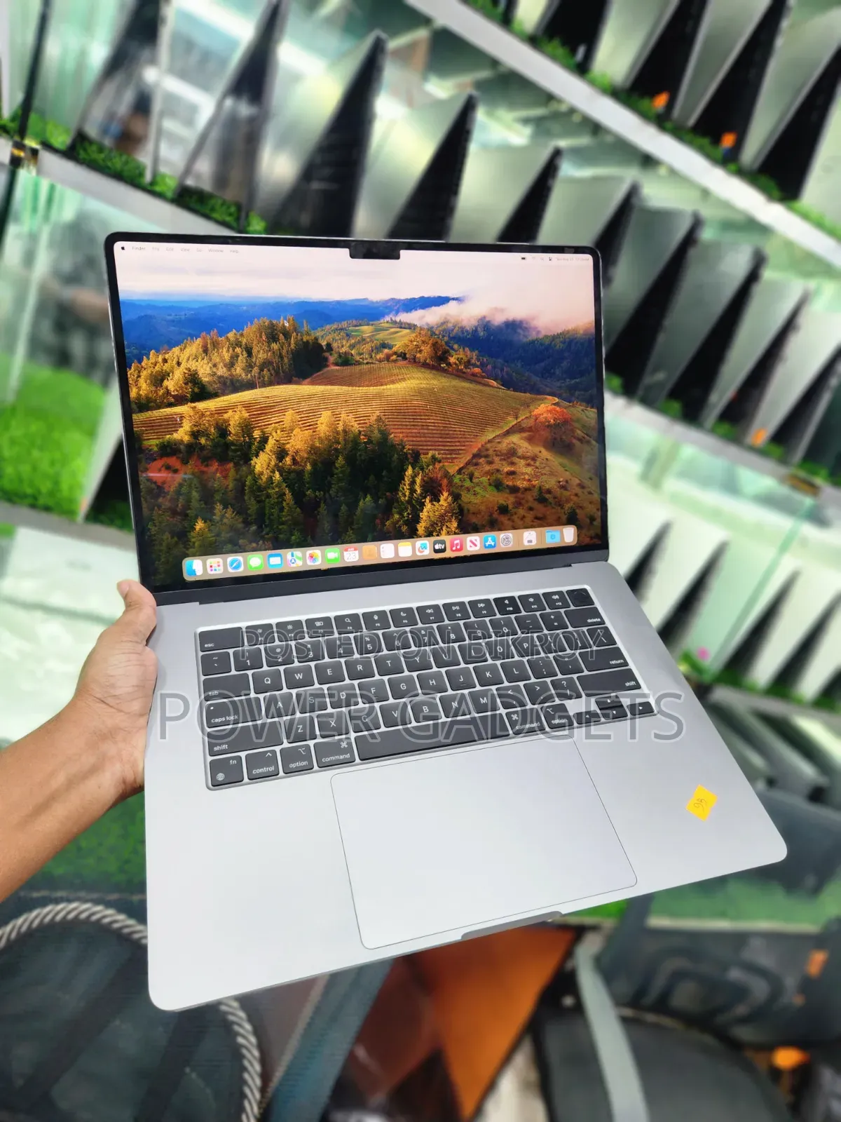 Laptop Apple MacBook Air 2022 M2 8GB Apple M2 SSD 256GB