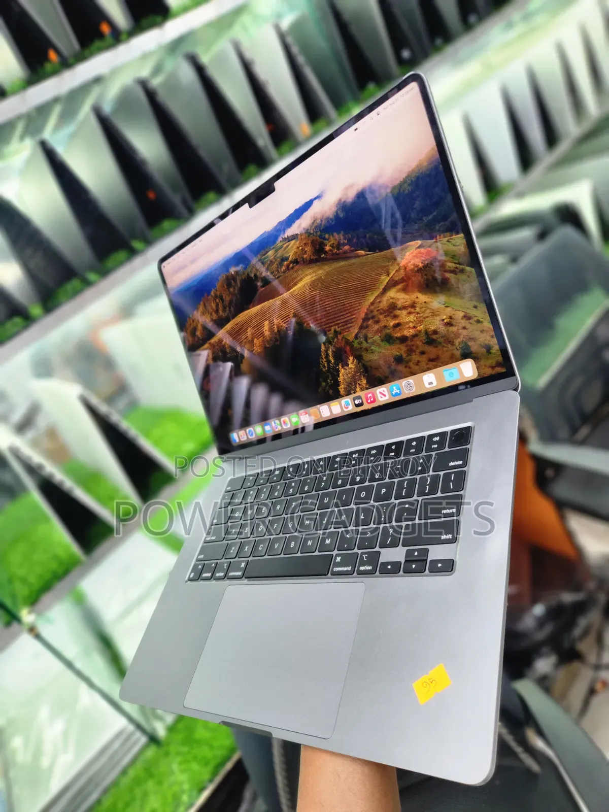 Laptop Apple MacBook Air 2022 M2 8GB Apple M2 SSD 256GB