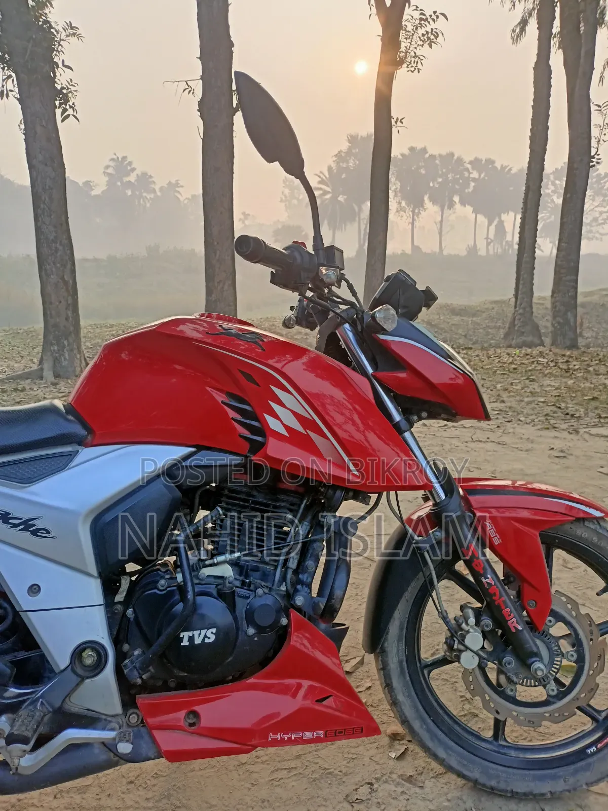 TVS Apache RTR 160 4V 2022 Red