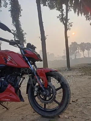 TVS Apache RTR 160 4V 2022 Red