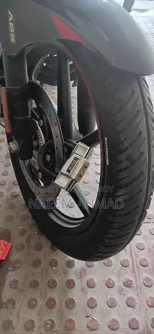 New Bajaj Pulsar 150 2024 Red