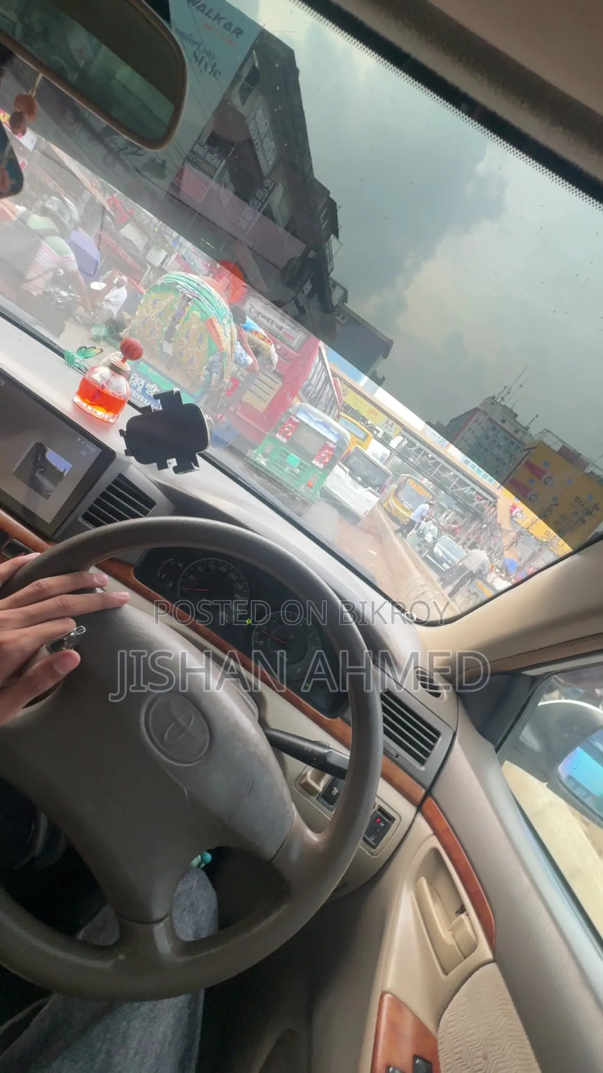 টয়োটা করোল্লা সেডান অটোমেটিক ২০০৪ সাদা