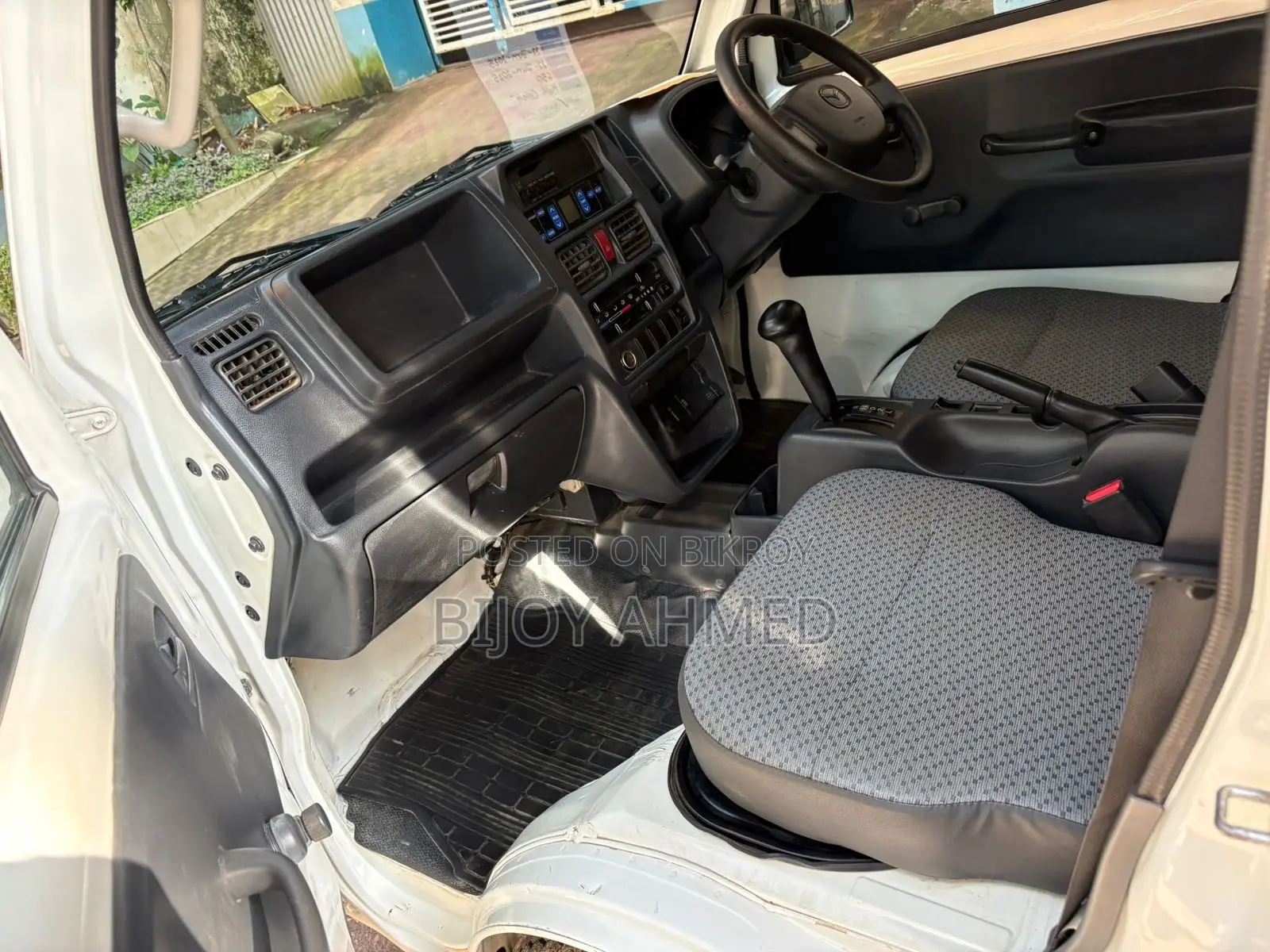 Mazda Cover Van