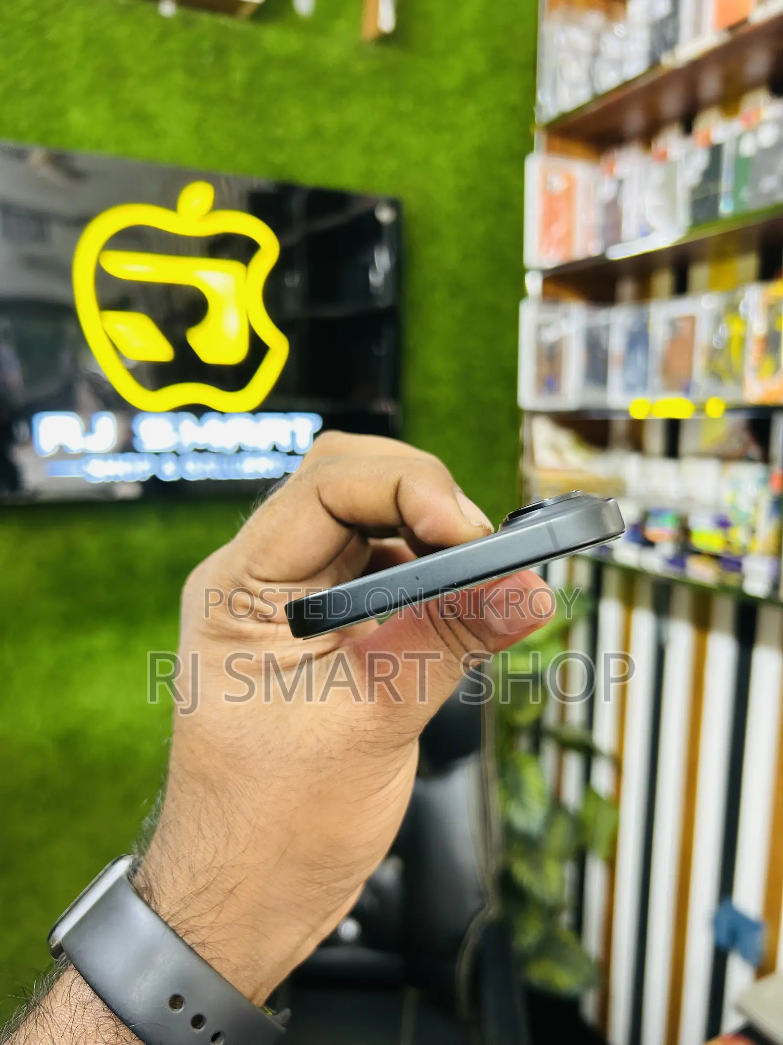 Apple iPhone 16 128 GB Black