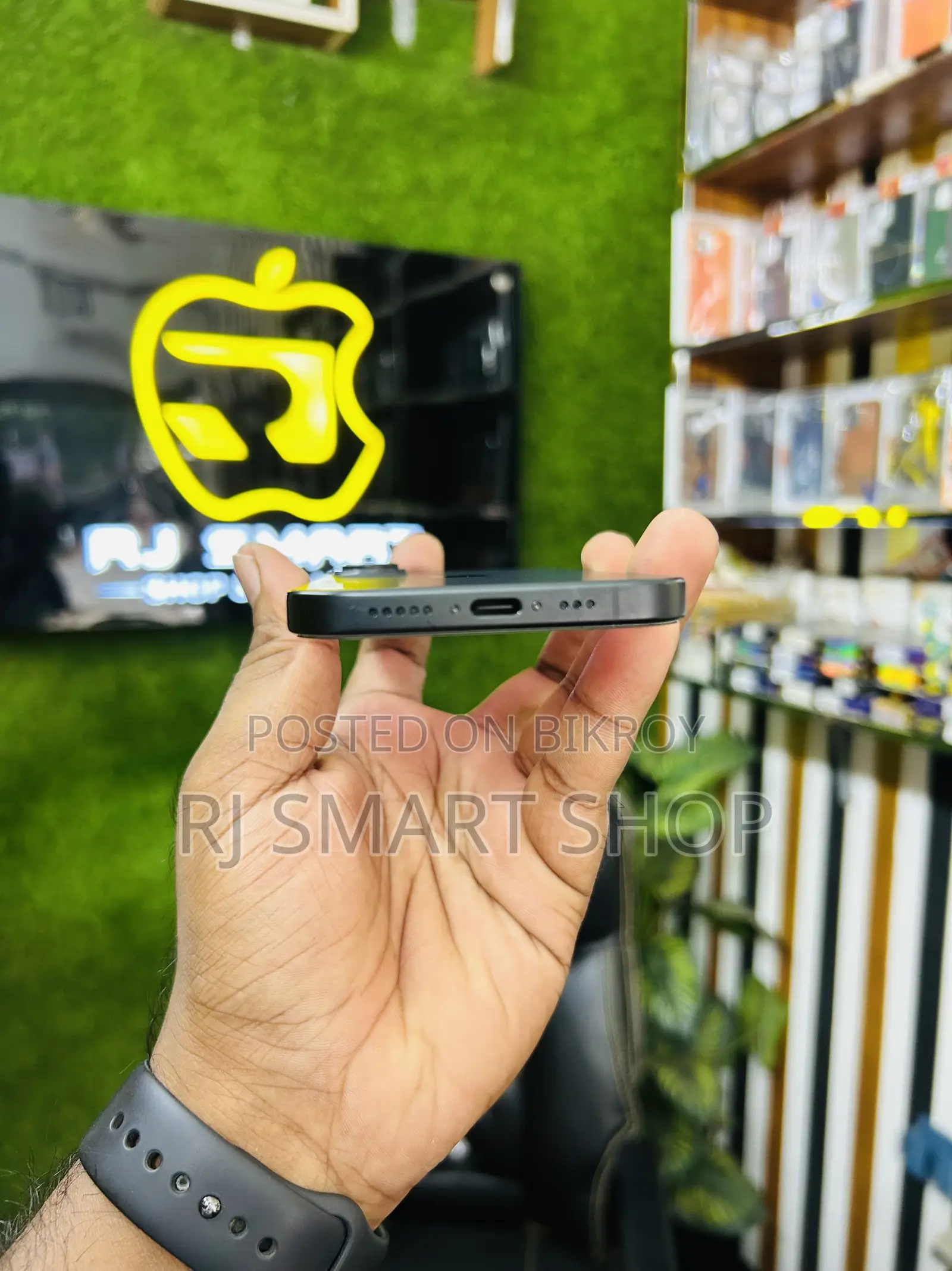 Apple iPhone 16 128 GB Black
