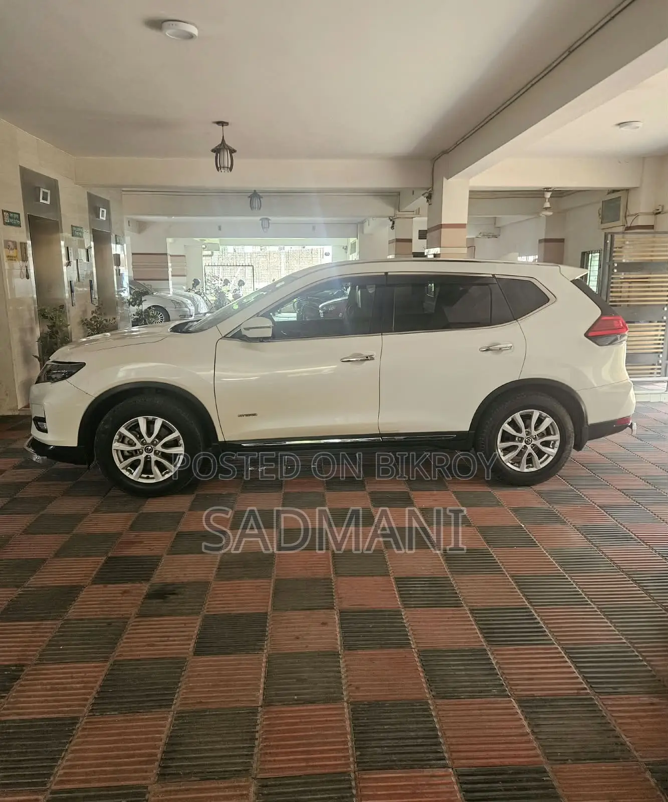 Nissan X-Trail 2.0 Hybrid FWD 2018 Pearl