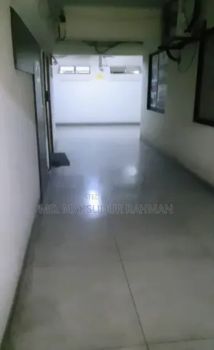 ইস্টার্ন প্লাজা কমার্শিয়াল কমপ্লেক্স এ অফিস ভাড়া
