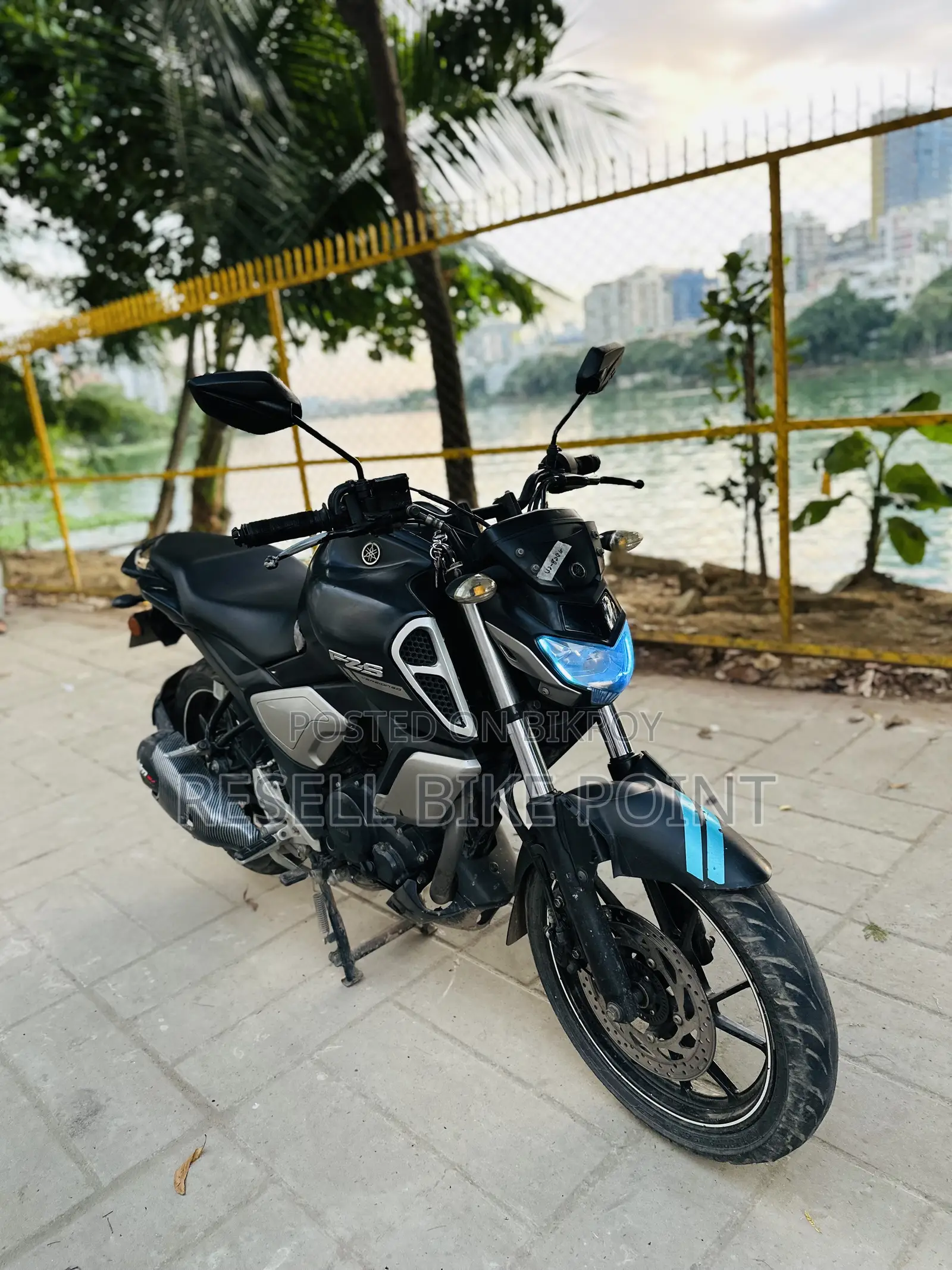 Yamaha FZS V3 2022 Gray