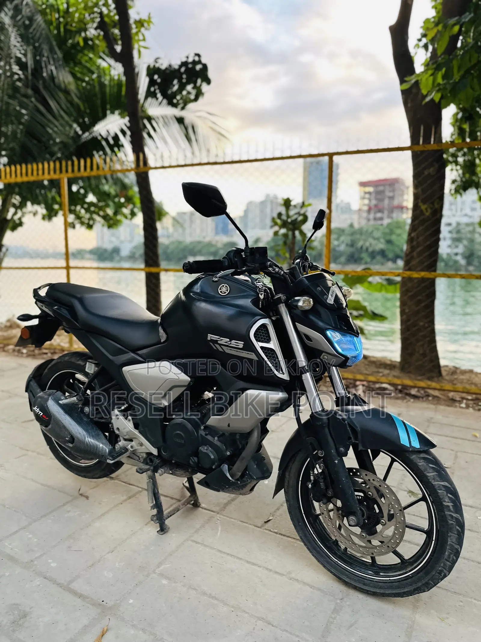 Yamaha FZS V3 2022 Gray