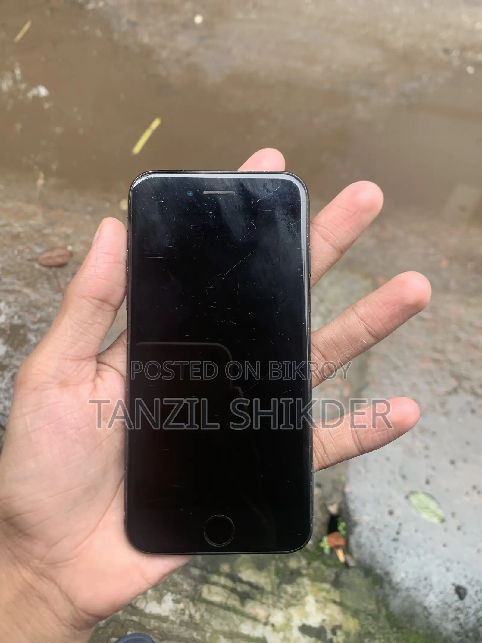 New Apple iPhone 7 32 GB Black