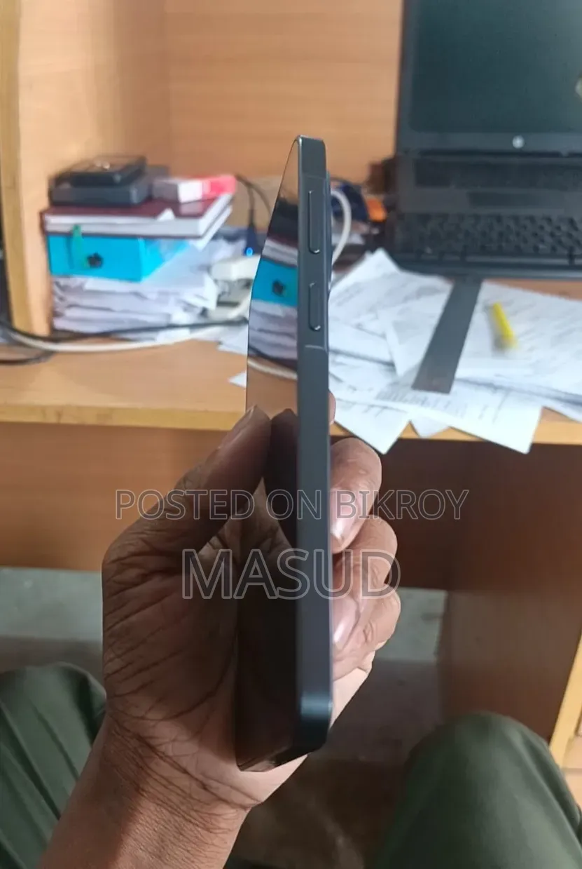 স্যামসাং গ্যালাক্সি এ৩৭ ১২৮ জিবি গ্রে