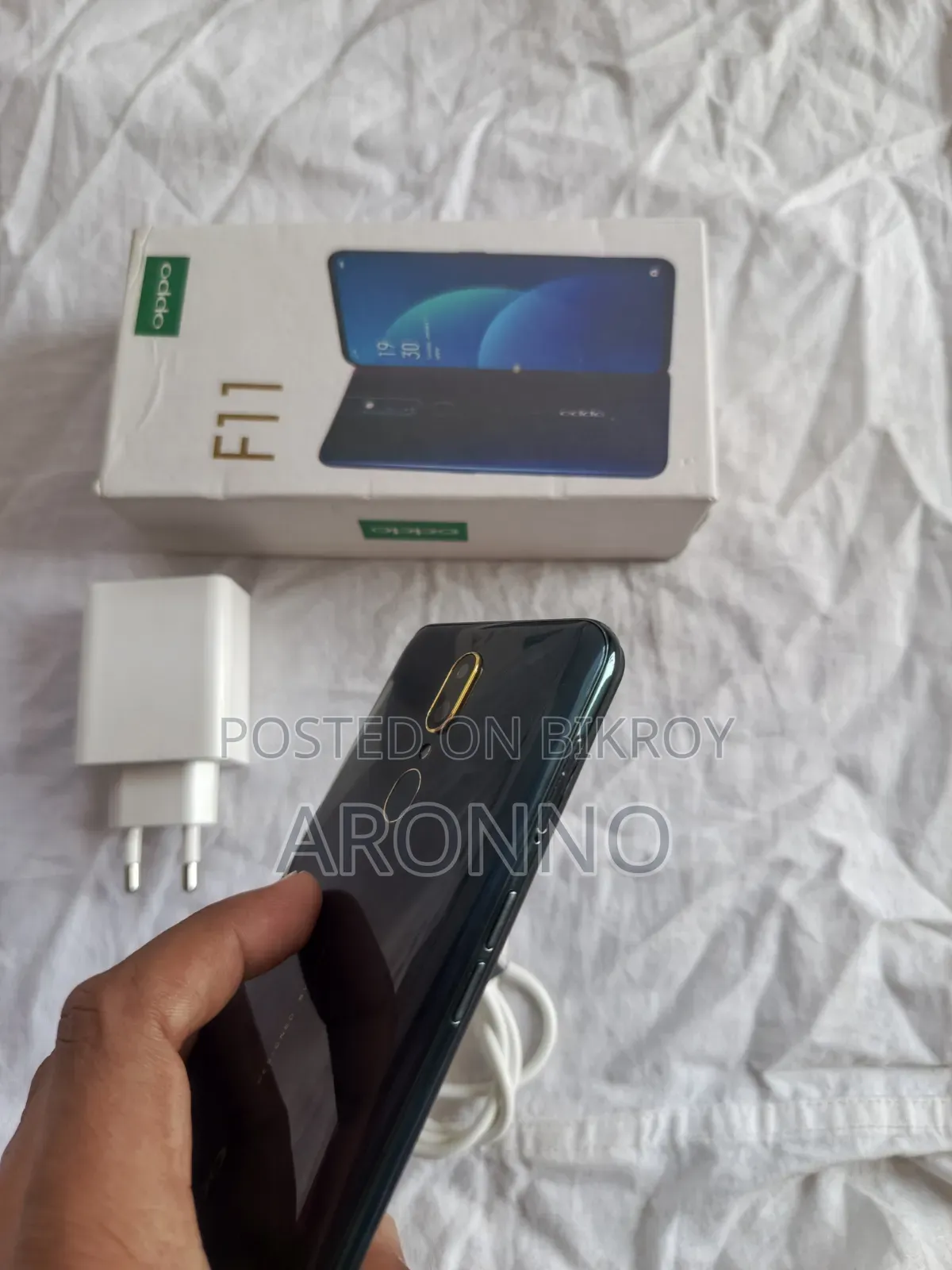 New Oppo F11 256 GB Blue