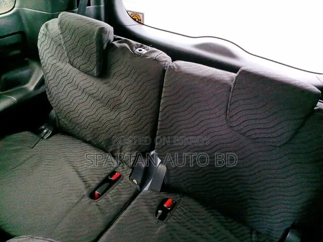 Toyota Esquire 2020 Pearl