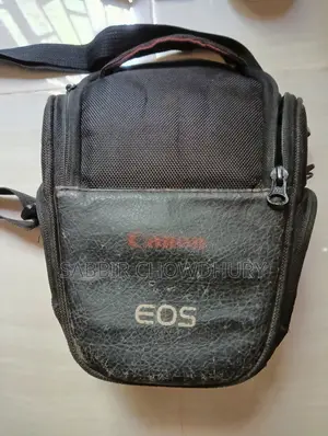 Canon EOS 700D + 50mm Lens + Accessories