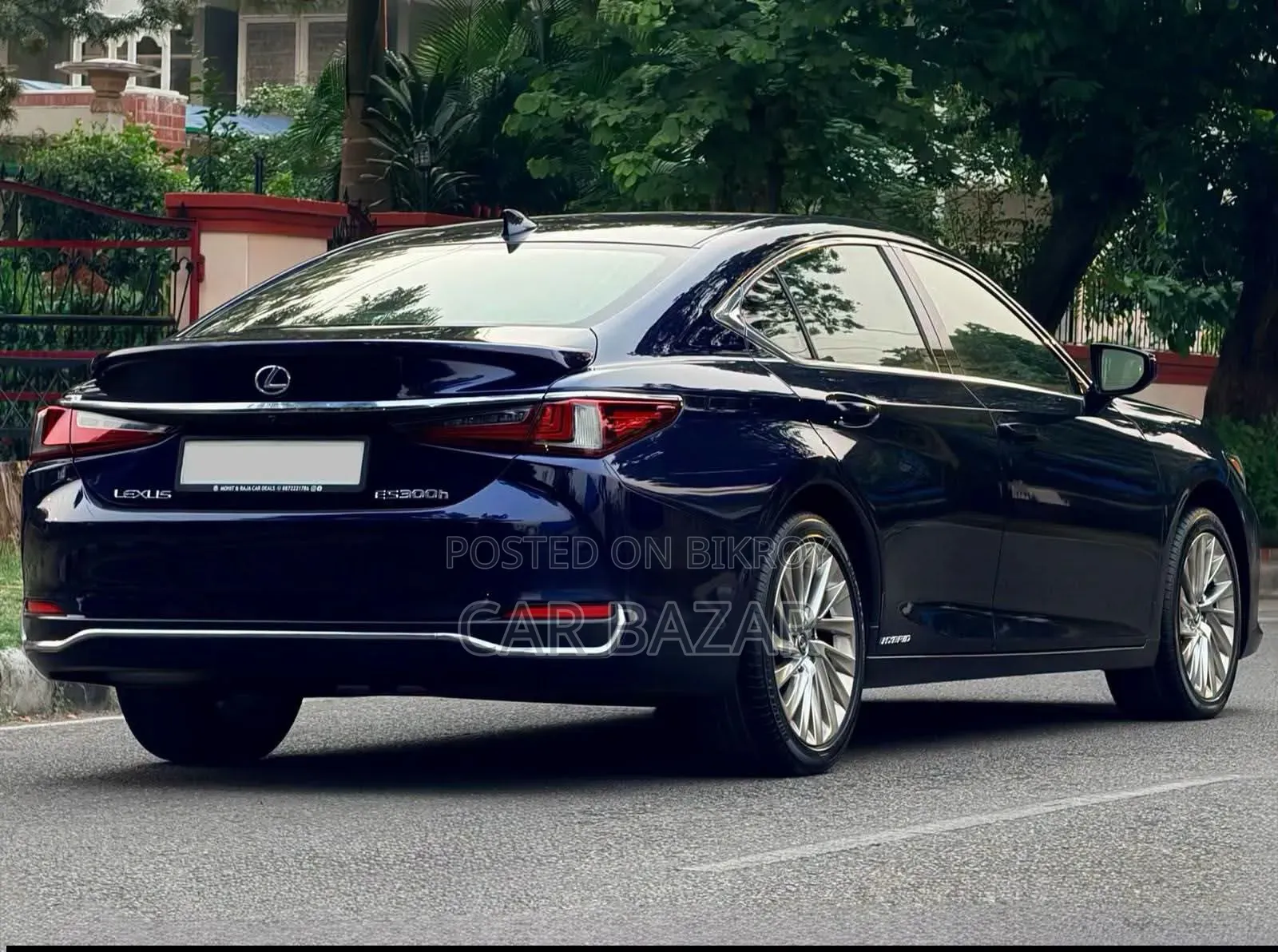Lexus ES 300h Luxury 2021 Black