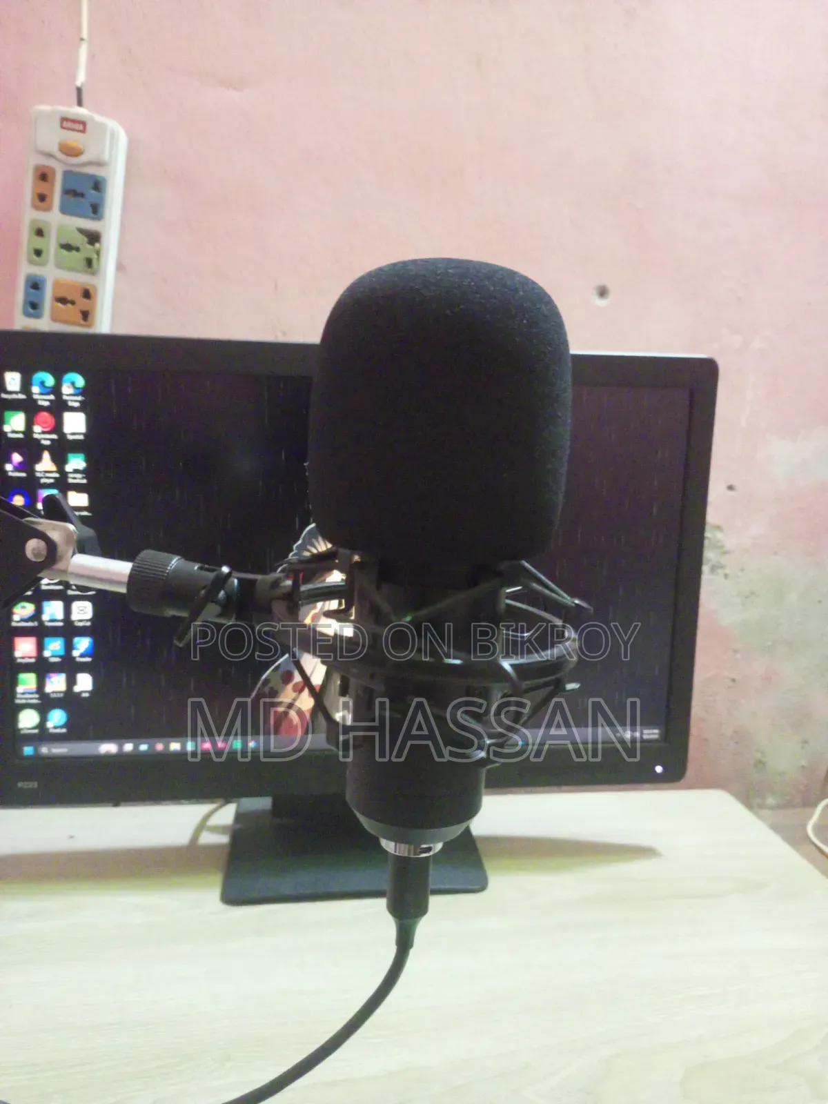 Maono AU-A04 Condenser Microphone