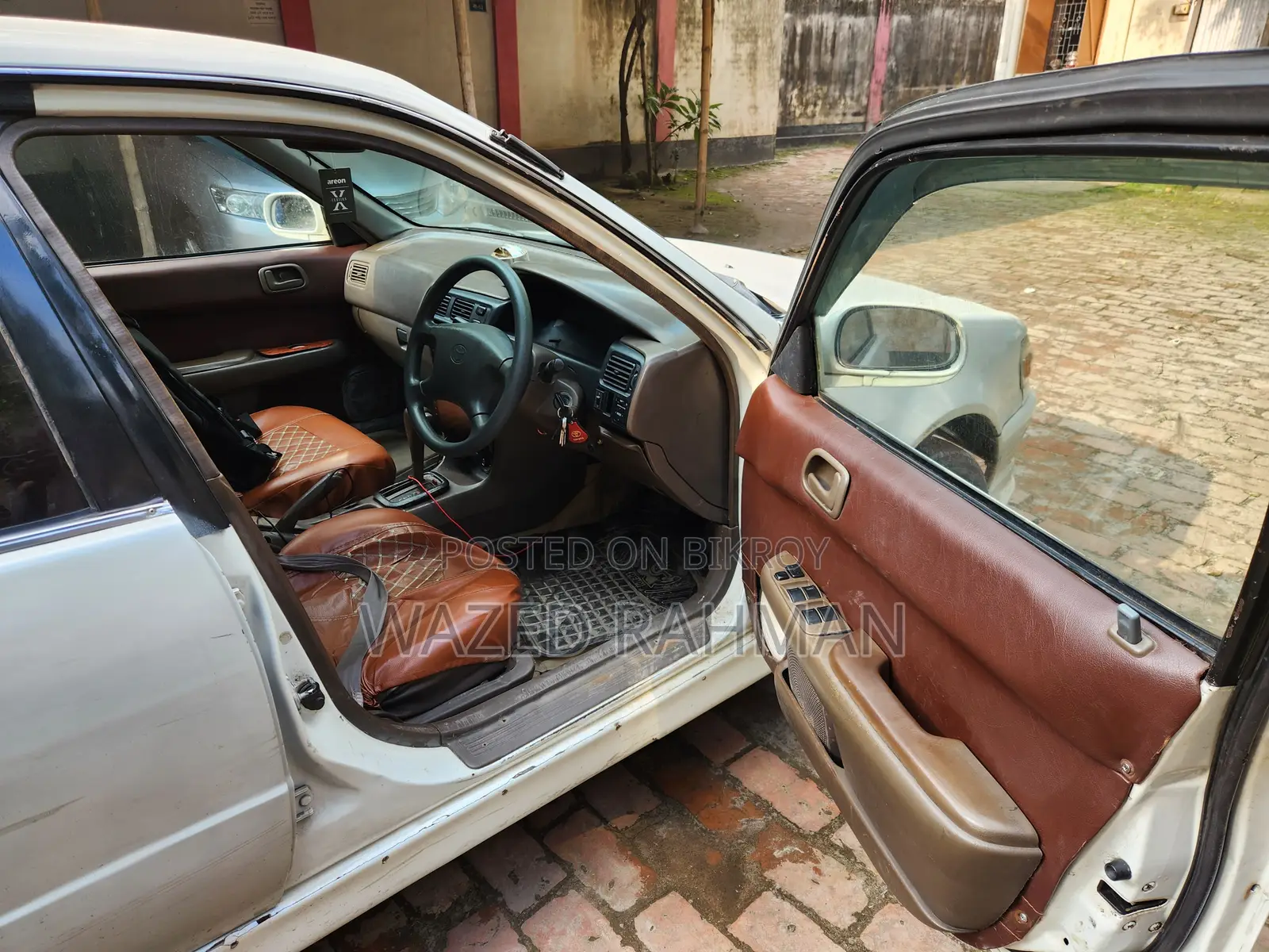 Toyota Corolla 1997 Pearl