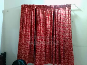 Red Colour Contrasted Curtains