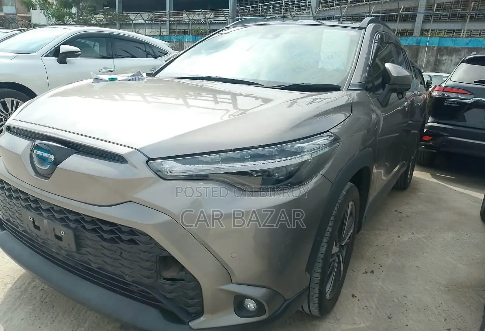 Toyota Corolla Cross 1.8 Hybrid FWD 2021 Brown