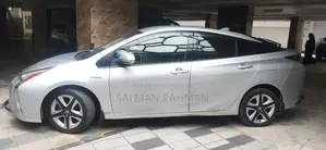 Toyota Prius Four Touring 2018 Silver