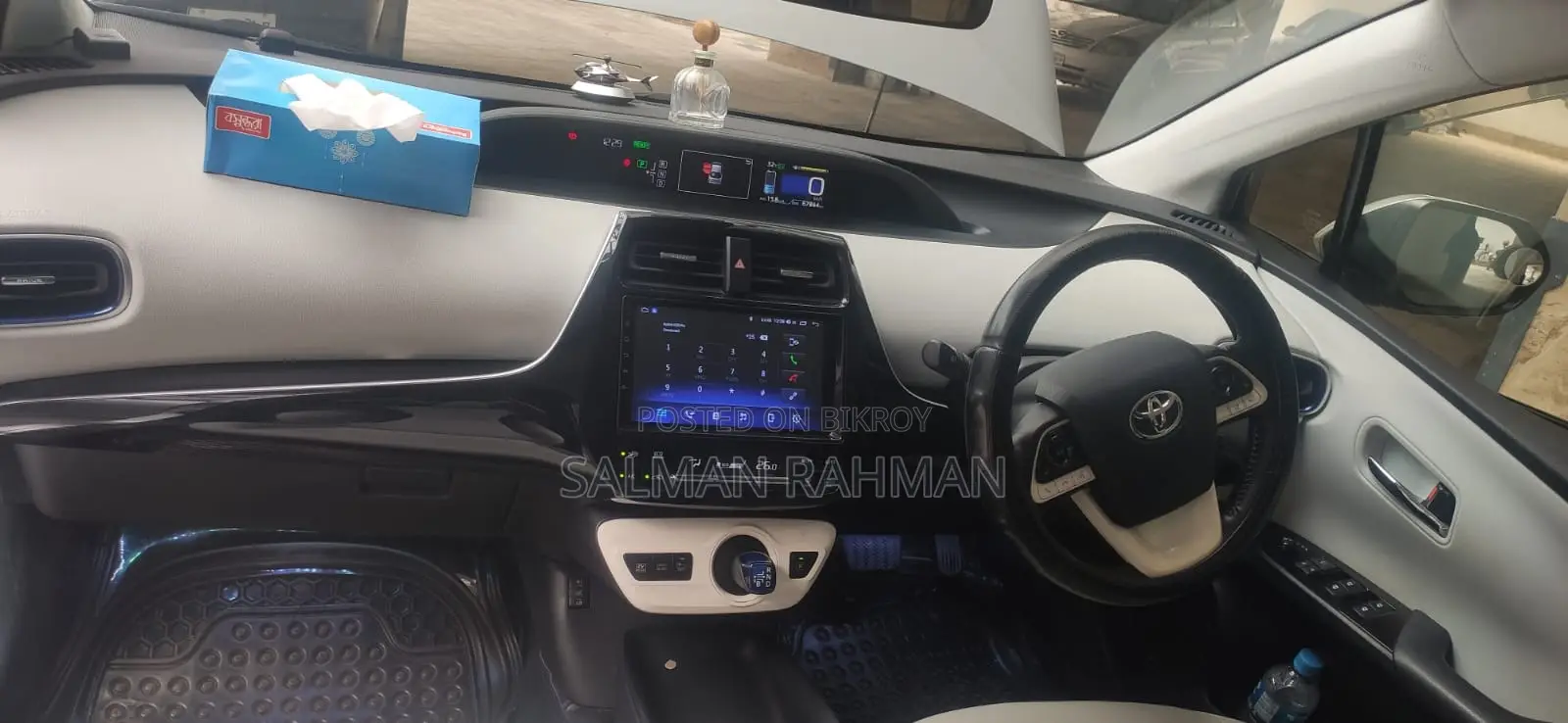 Toyota Prius Four Touring 2018 Silver