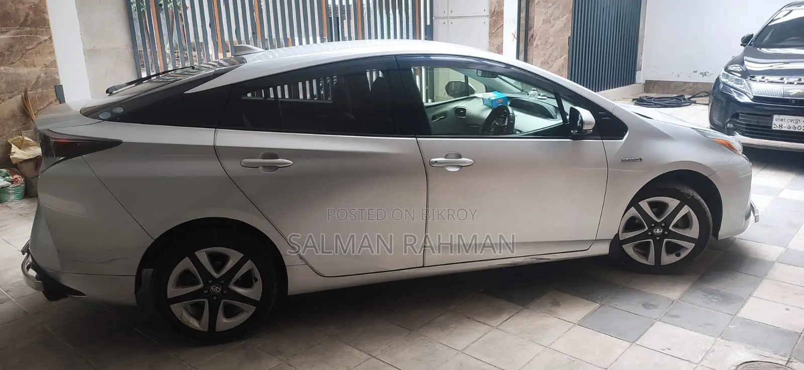 Toyota Prius Four Touring 2018 Silver