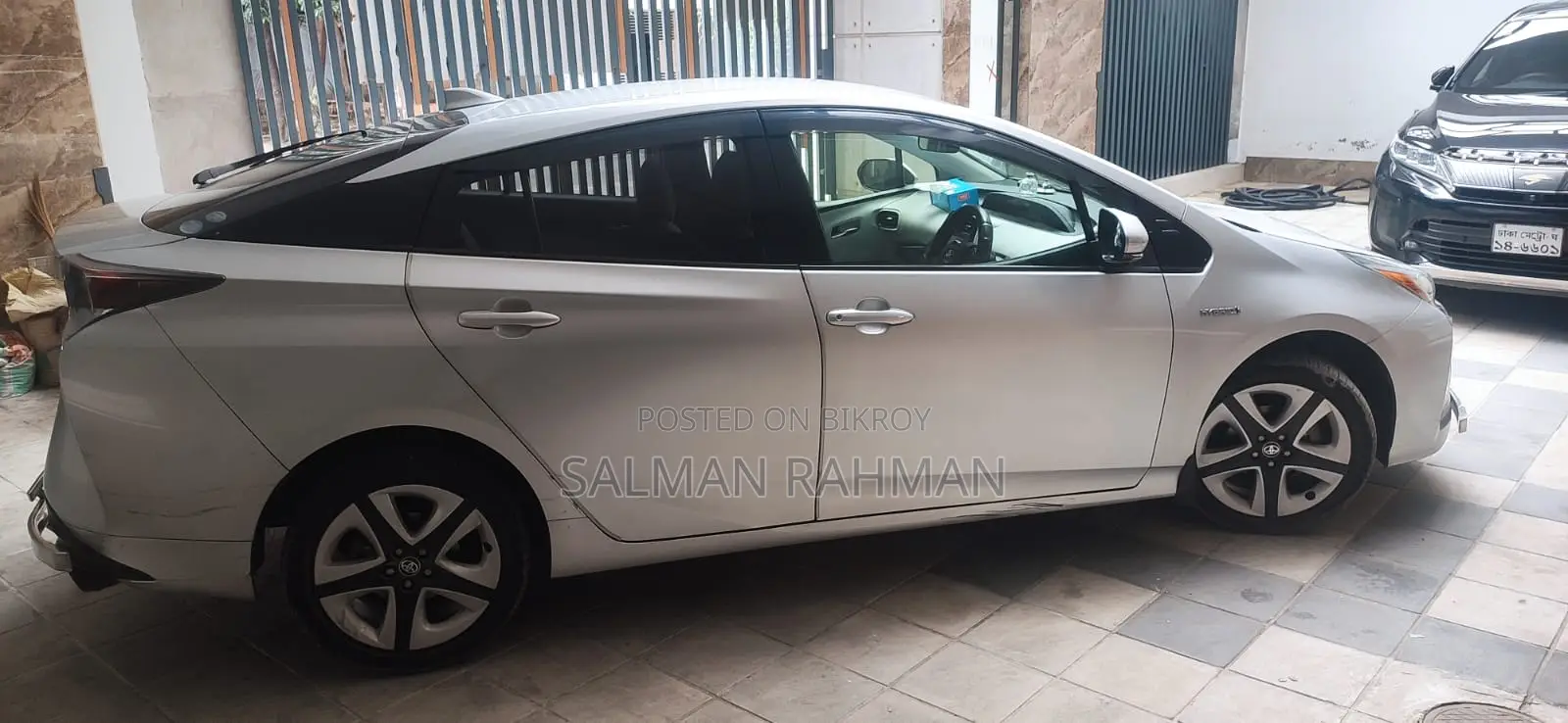 Toyota Prius Four Touring 2018 Silver