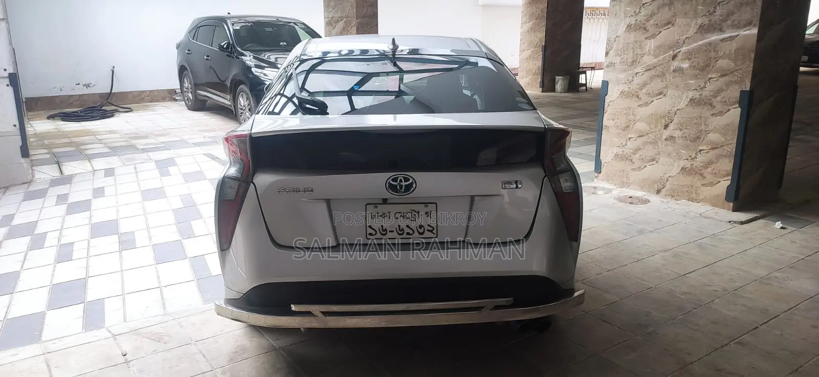 Toyota Prius Four Touring 2018 Silver