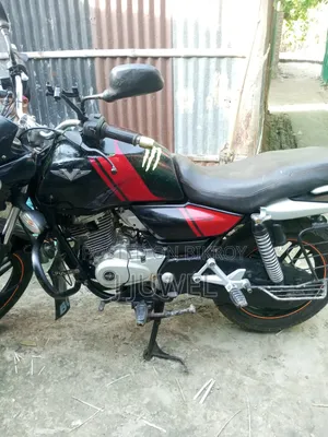 Bajaj V15 2017 Black