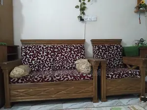 সেগুন কাঠের সোফা