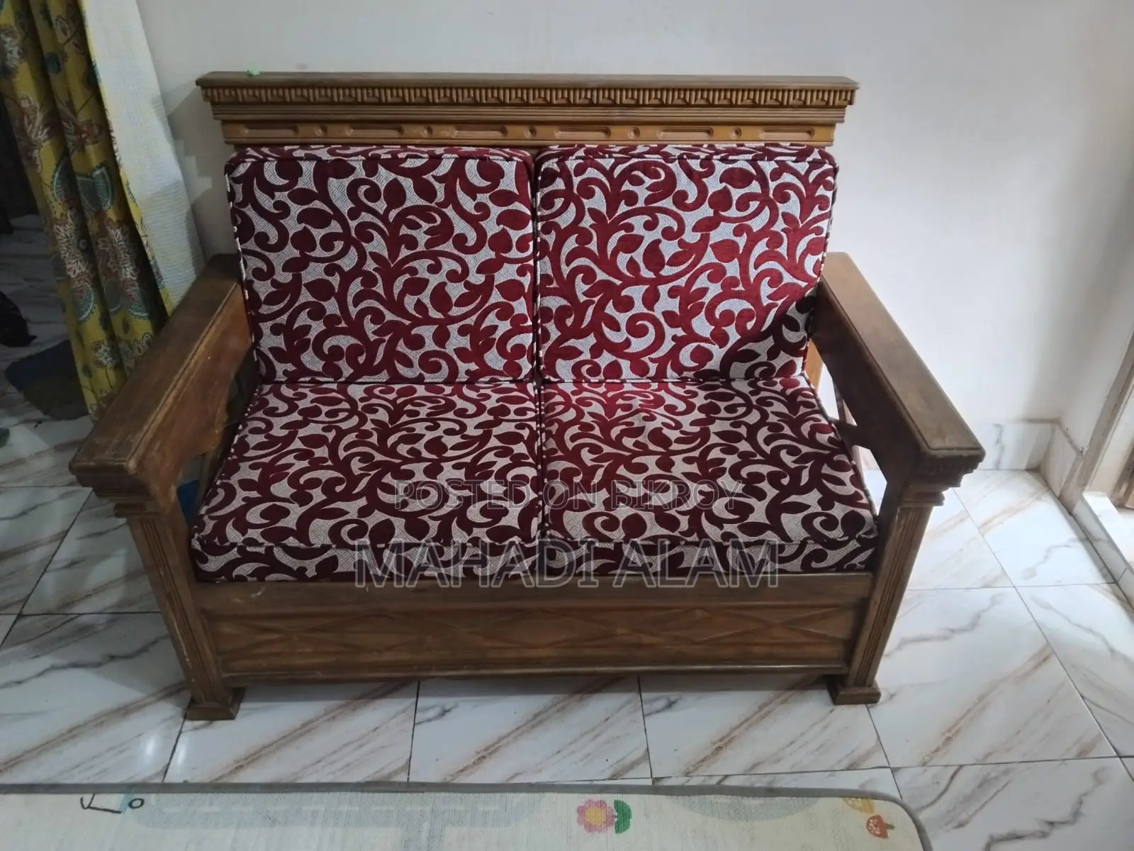 সেগুন কাঠের সোফা