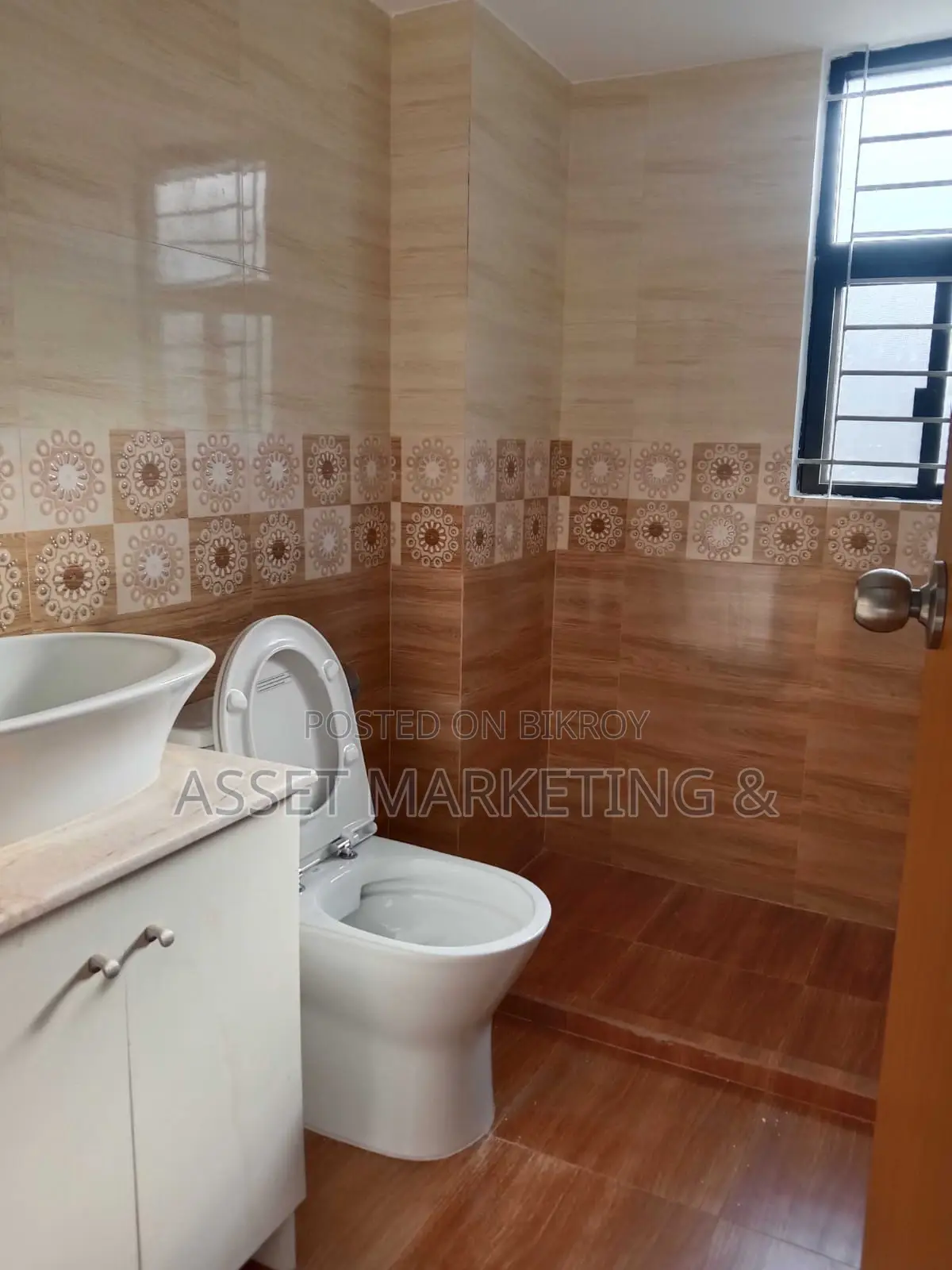 3bdrm Apartment in Bashundhara, Basundhara for sale