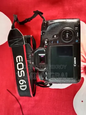 Canon EOS 6D Full Frame Body With 50mm Prime Lens.📸