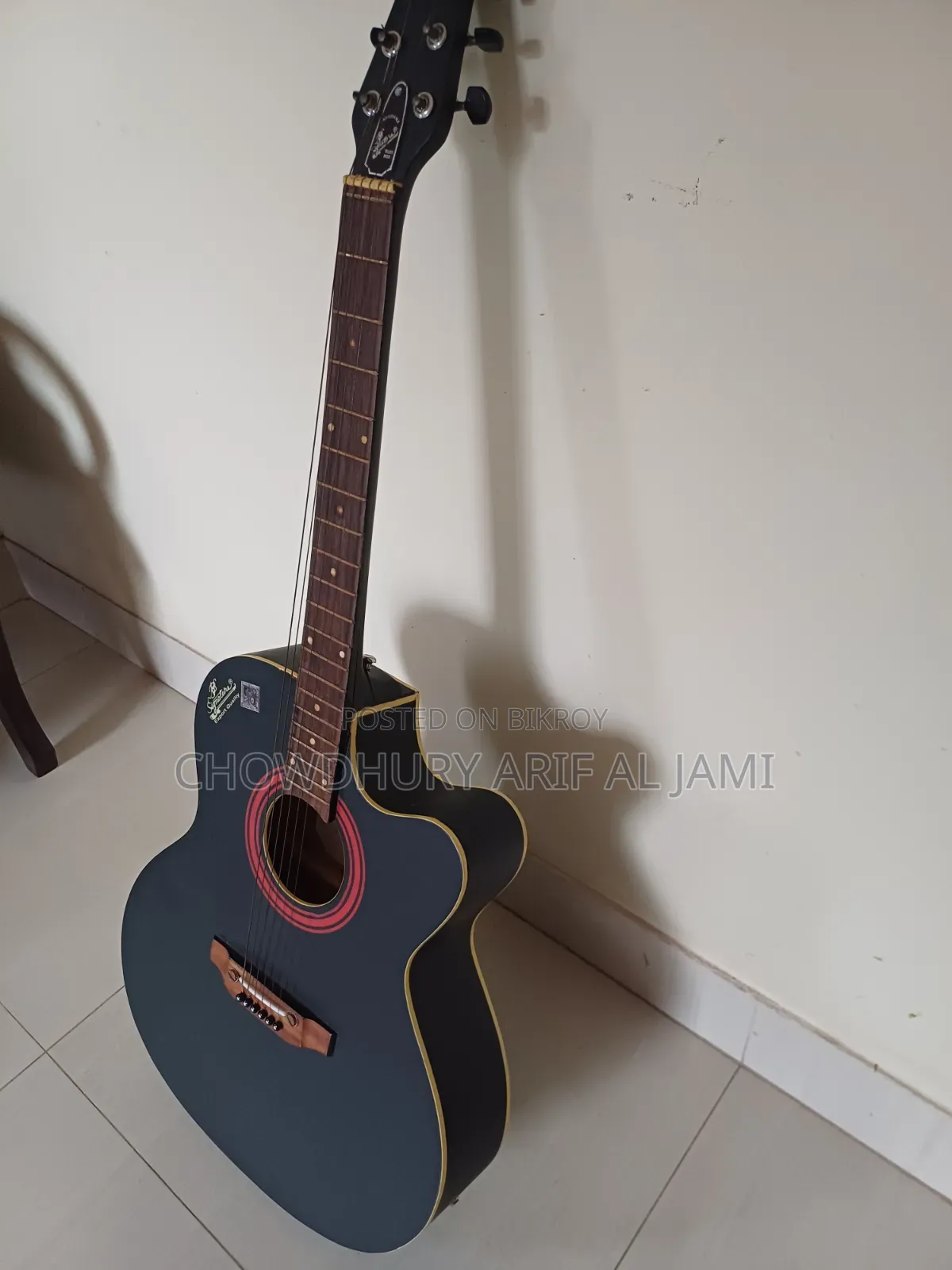 গিটার বিক্রি হবে, নিতে চাইলে ইনবক্স করুন।