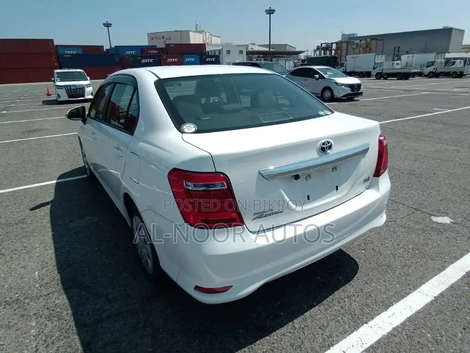 Toyota Axio 2021 White