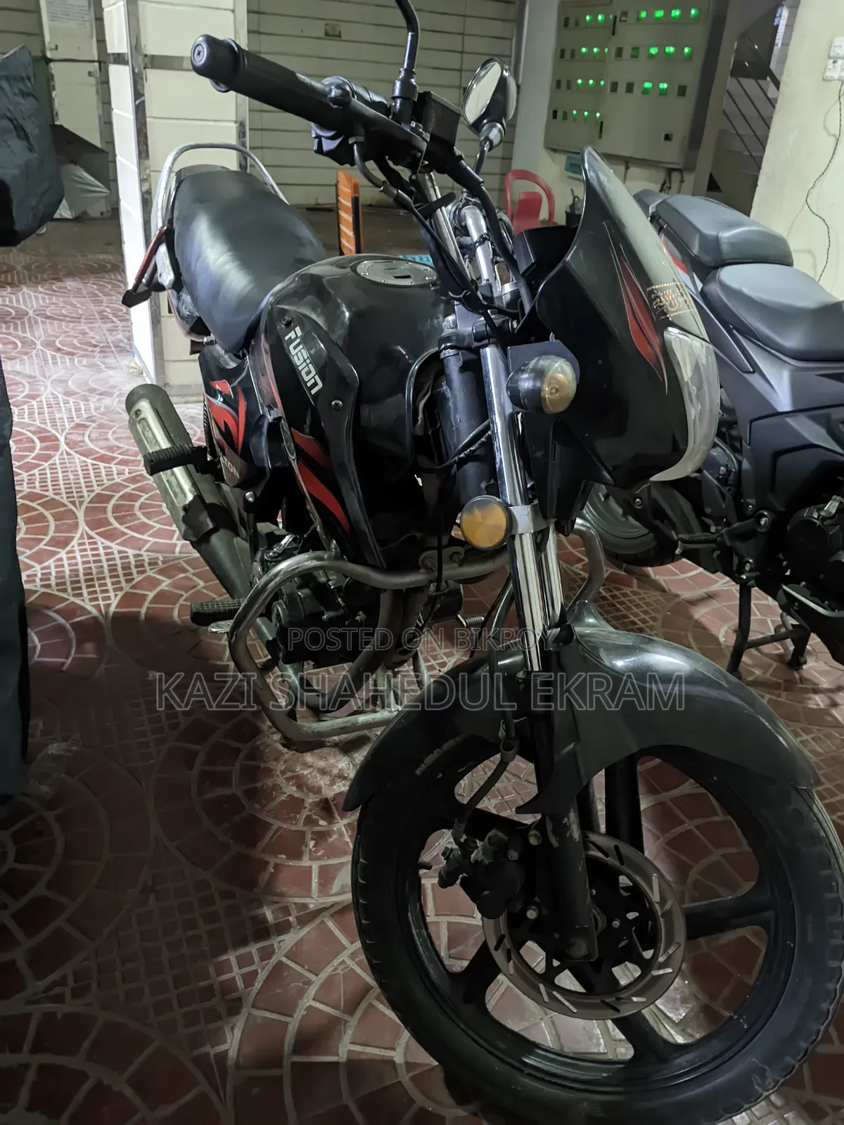 Walton Fusion 125 EX 2011 Black