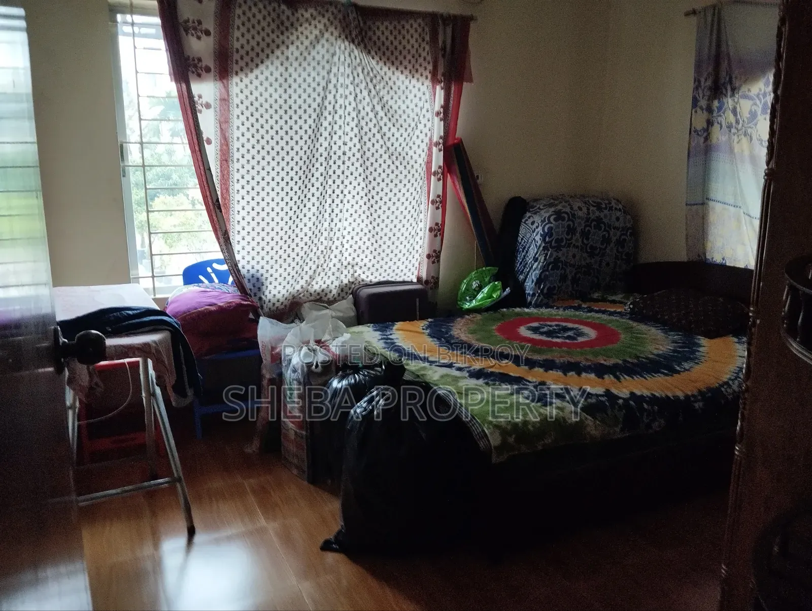 4bdrm Apartment in Anz, Gulshan for sale