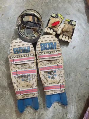 Cricket Pad Set