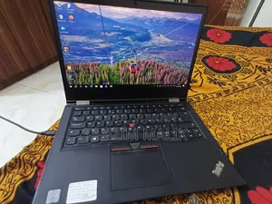 Laptop Lenovo ThinkPad X380 Yoga 8GB Intel Core i5 SSD 256GB