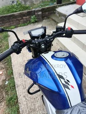 New TVS Apache RTR 160 4V 2024 Blue