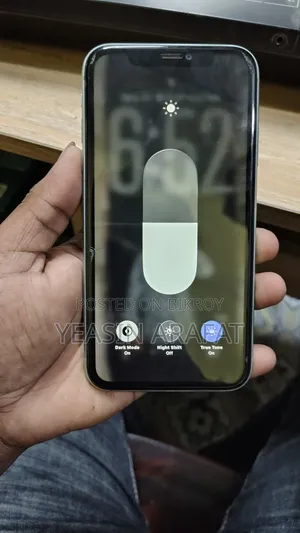 অ্যাপল আইফোন ১১ ৬৪ জিবি ব্লু