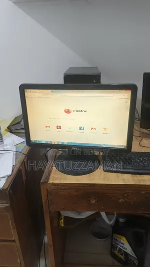 19 Inch Monitor