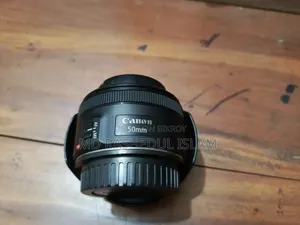 Canon EOS 250D With 2 Lenses & Accessories – Almost Like New