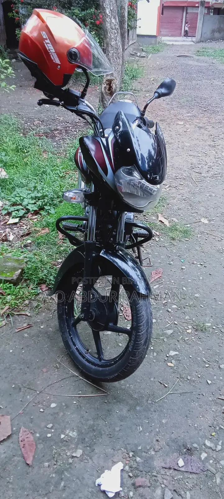 Bajaj Discover 100 2015 Black