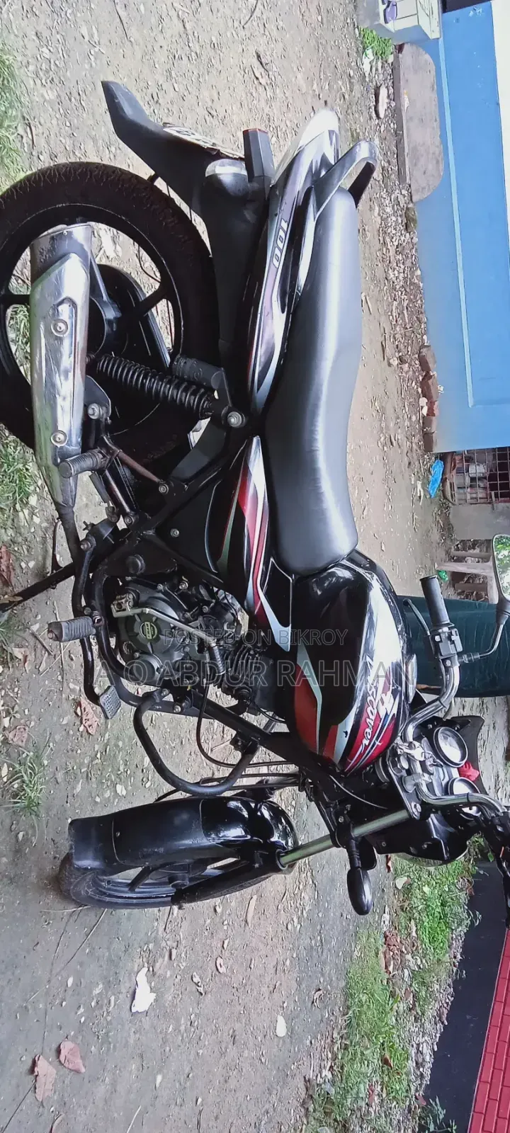 Bajaj Discover 100 2015 Black