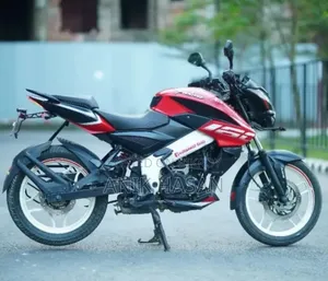 Bajaj Pulsar NS 160 2023 Red