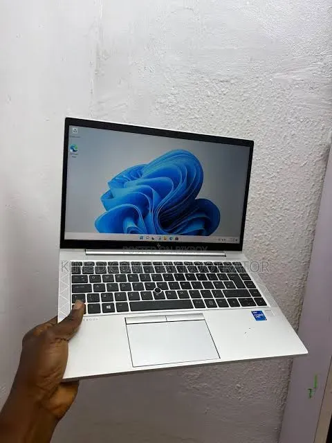 Laptop HP EliteBook 840 G8 8GB Intel Core i5 SSD 256GB