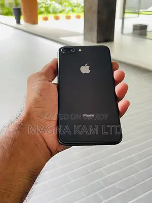 Apple iPhone 8 Plus 64 GB Black