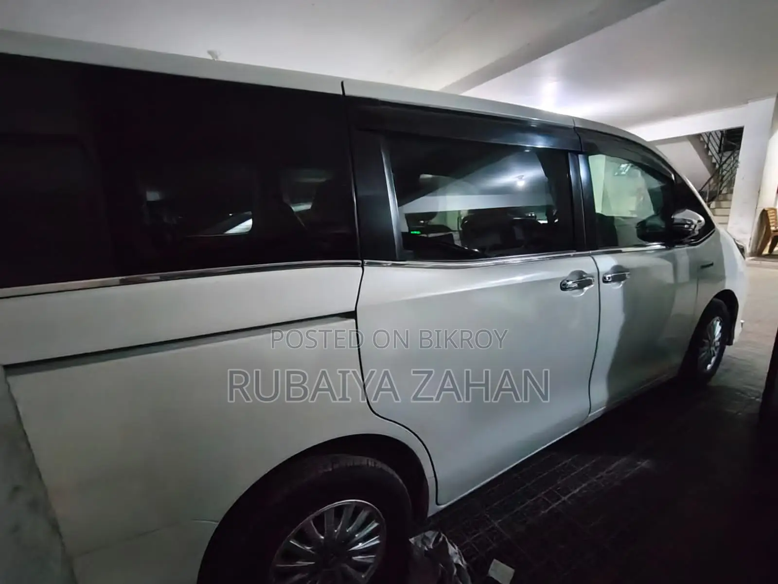 Toyota Noah 2017 Pearl
